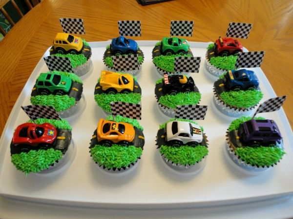 F1 Car Cupcakes