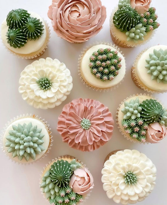 Cactus Themed Cupcakes