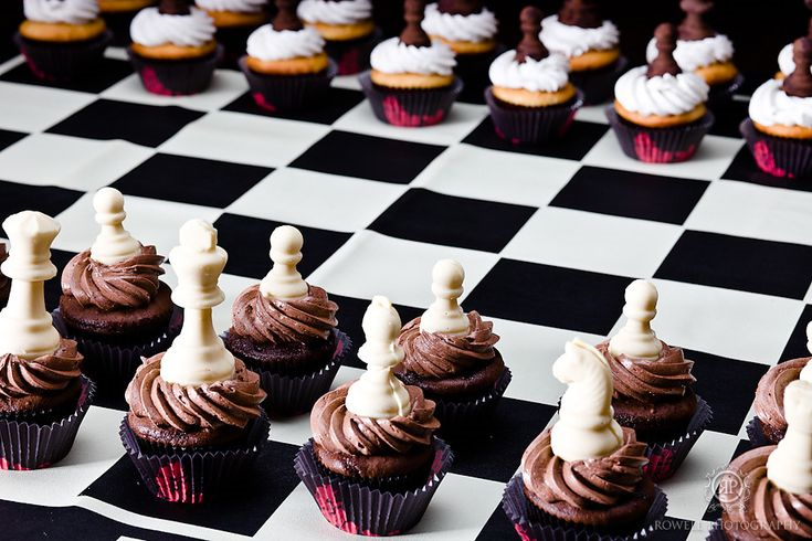 Chess Themed Cupcakes