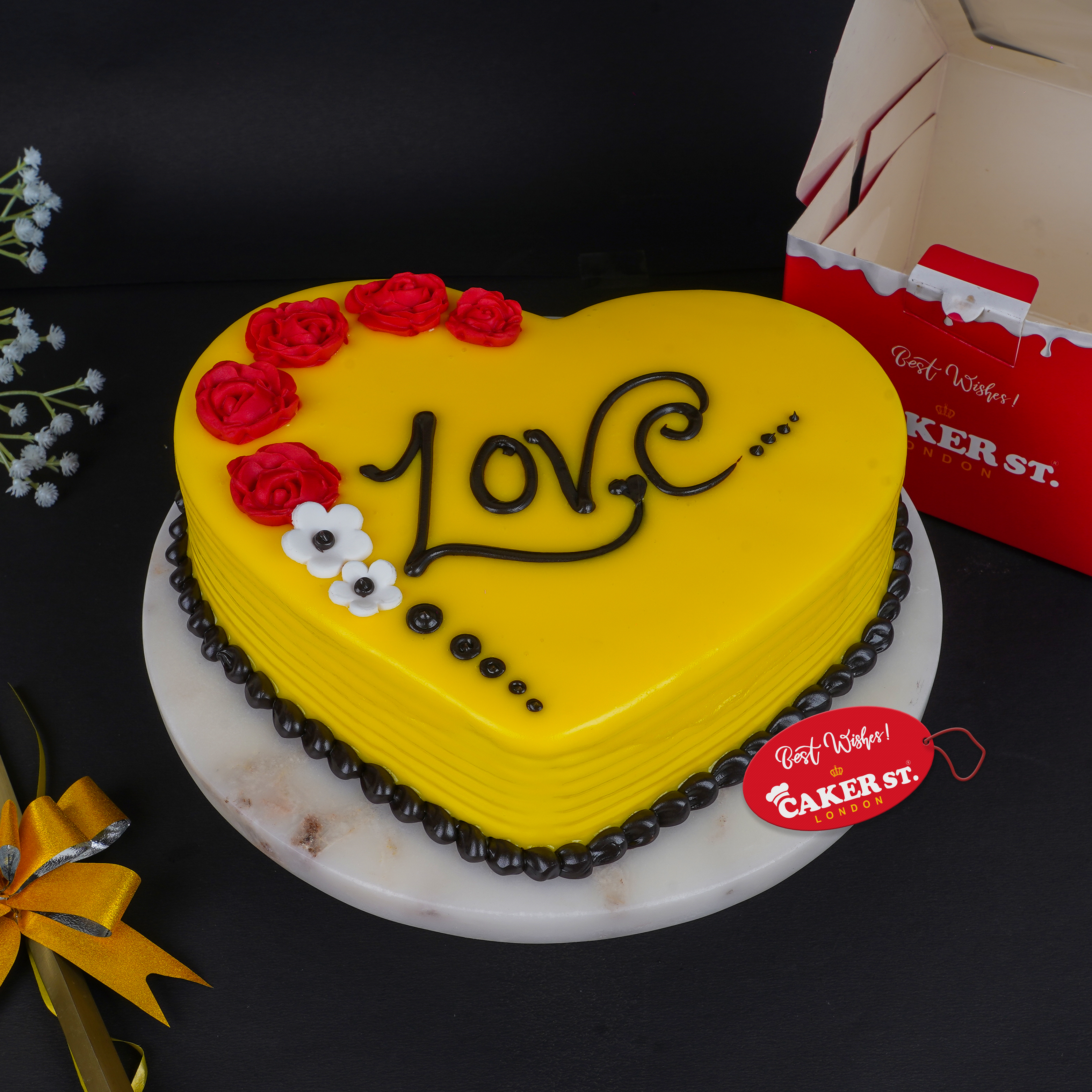 Blossom Heart Pineapple Cake 