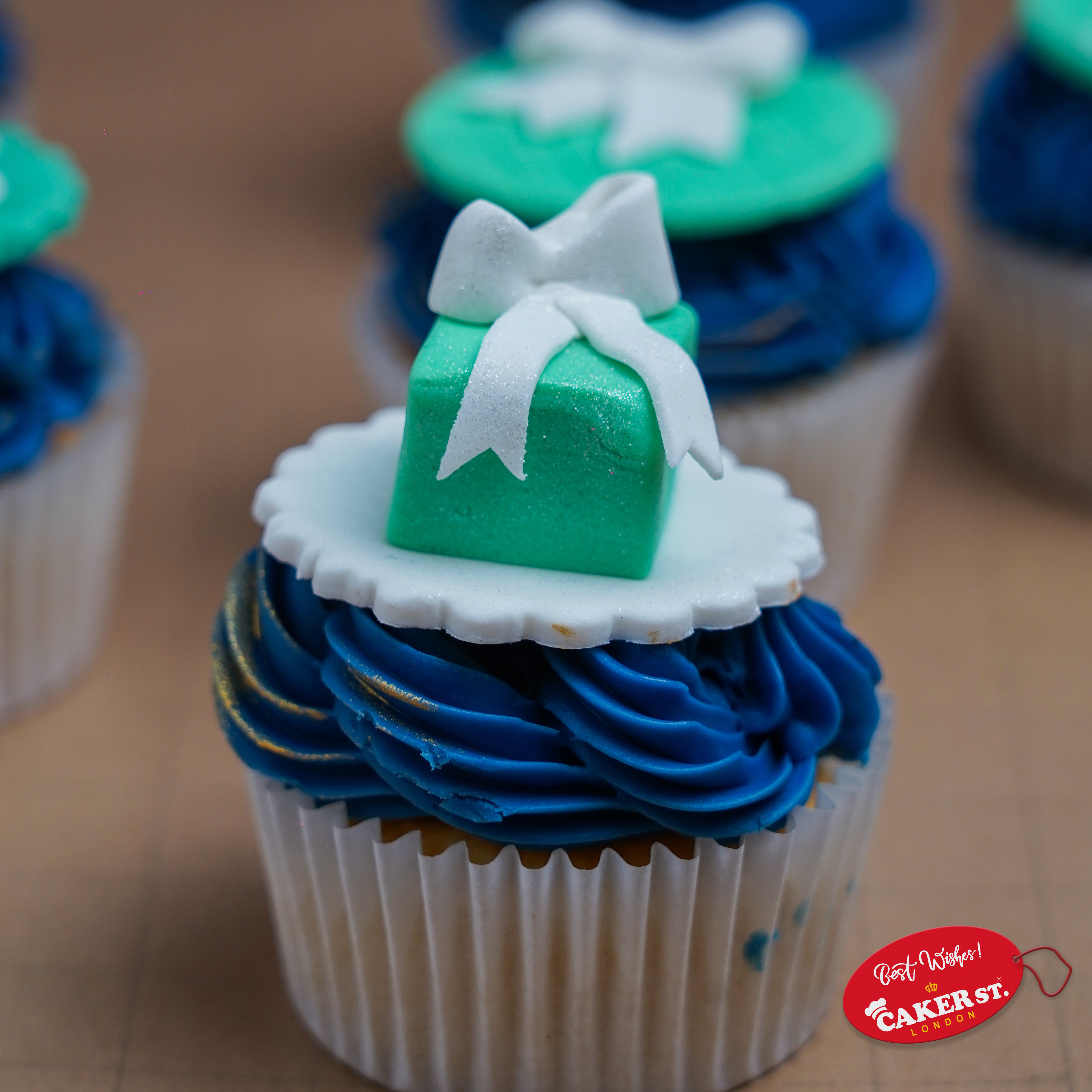 Tiffany Charming Cupcakes