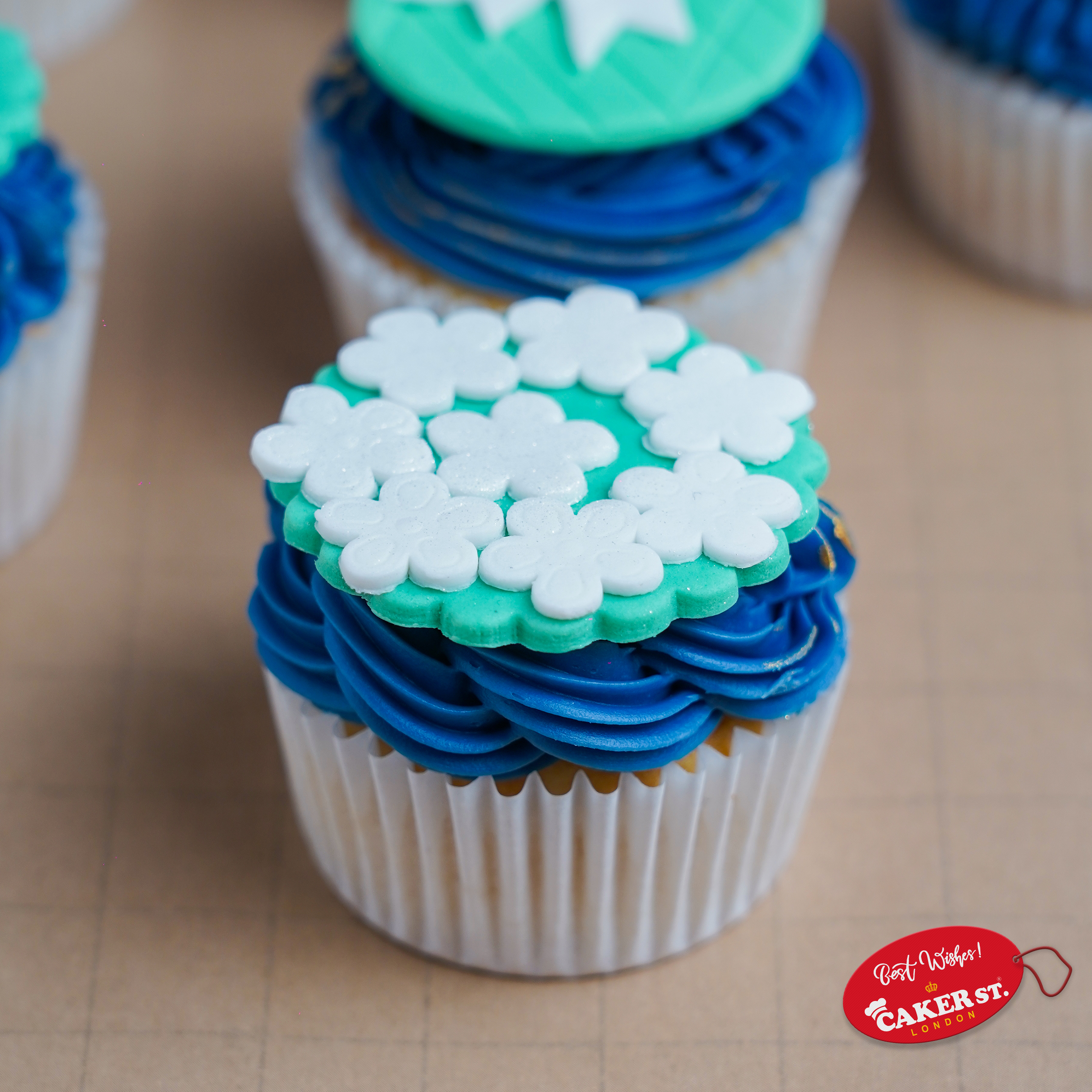  Tiffany Charming Cupcakes