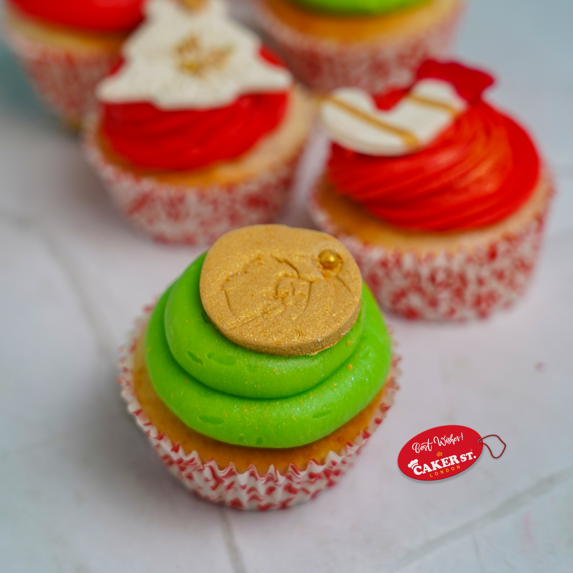 Cheer Christmas Cupcakes