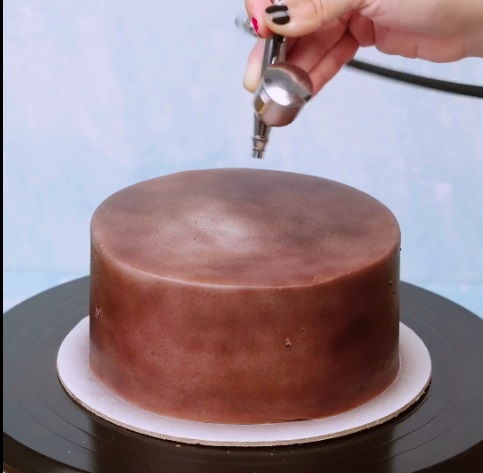  The Crystal Beauty - DIY Cake