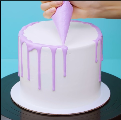  The Mauve Dripped Pink Heaven   - DIY Cake