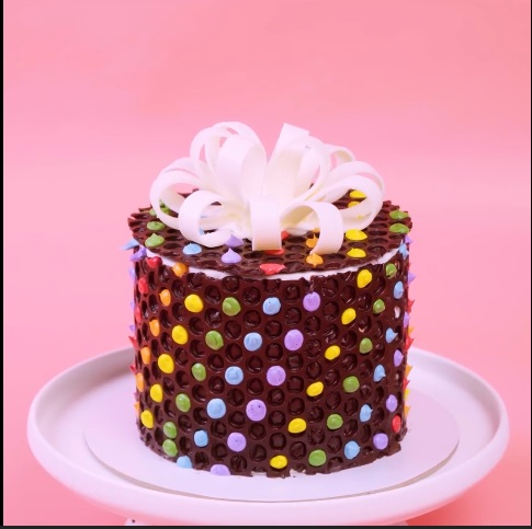 The Choco Bubble Wrapped Parcel -  DIY Cake