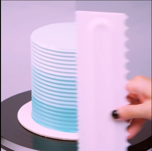 The Pink and Blue Fusion - DIY Cake