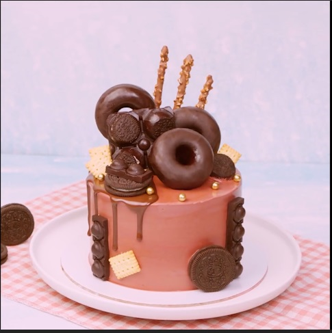 The Extra Loaded Choco Toppers - DIY Cake