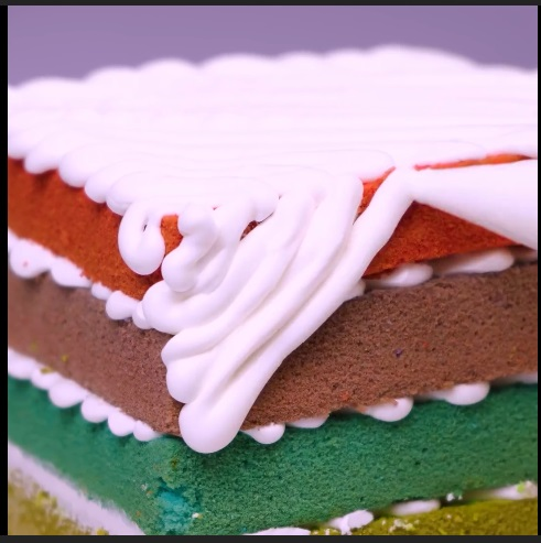 The Colour Surprise Cake  - DIY Cake