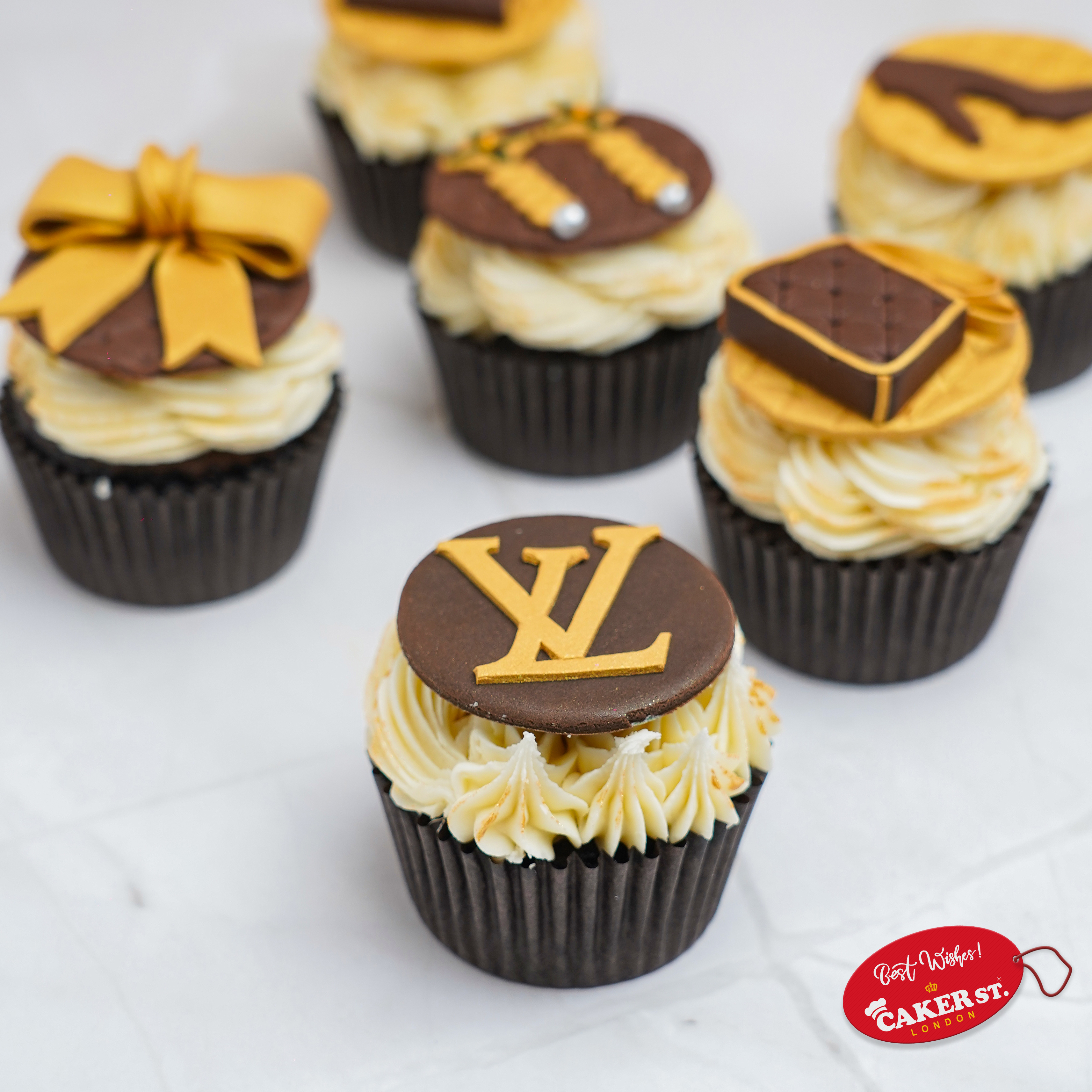 LV Fashion Elegance Cupcakes