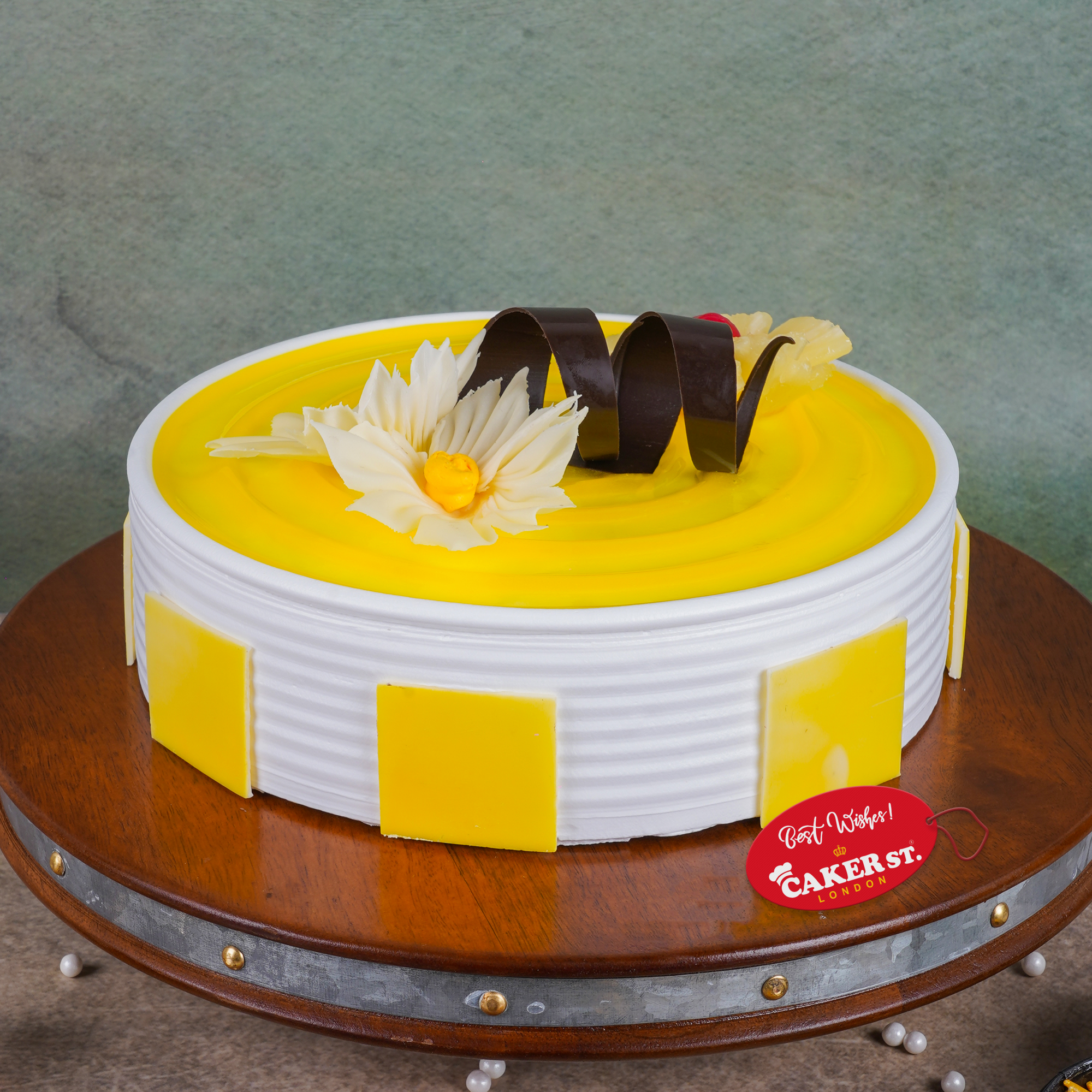 Petals Pineapple Cake 