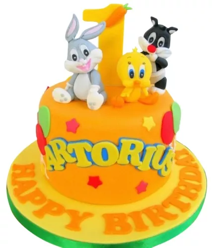 Bugs Bunny Cake