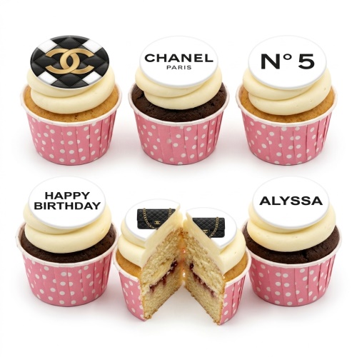 Chanel themed cupcakes with logo, "CHANEL PARIS", "N° 5", and handbag toppers.