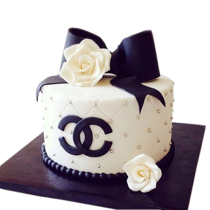 Chanel Cake
