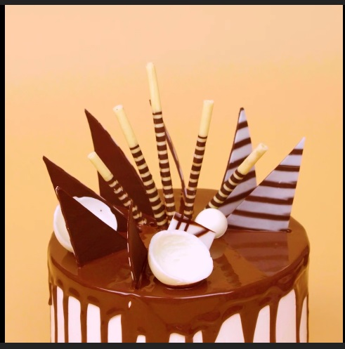 The Choco decor delight - DIY Cake