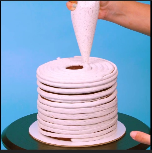 The Donut Cupcake Bond - DIY Cake