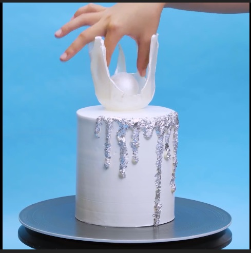The Icy White Sugar Sail - DIY Cake