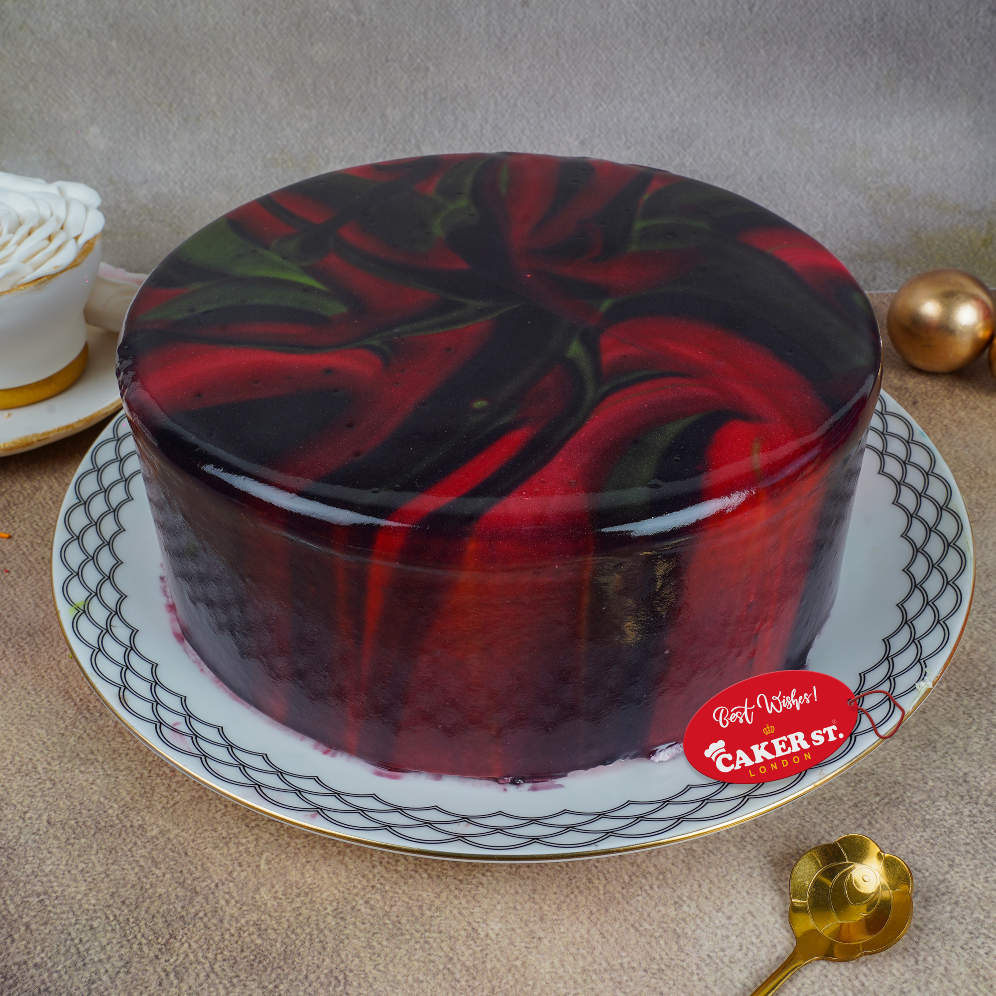 Velvet Marble Treat Cake