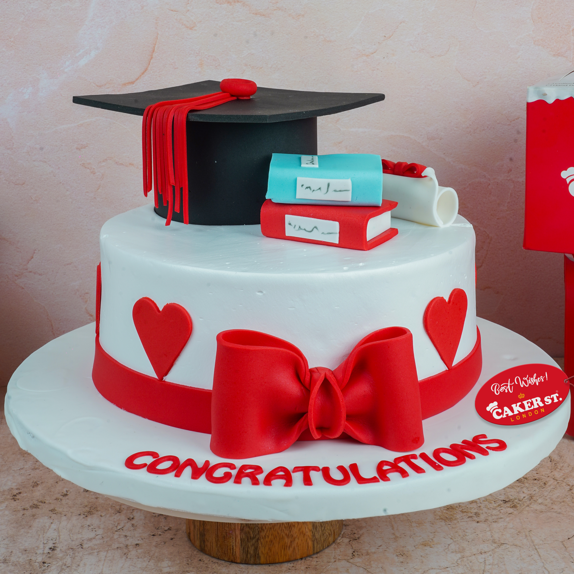 Victory Celebration Graduation Cake 